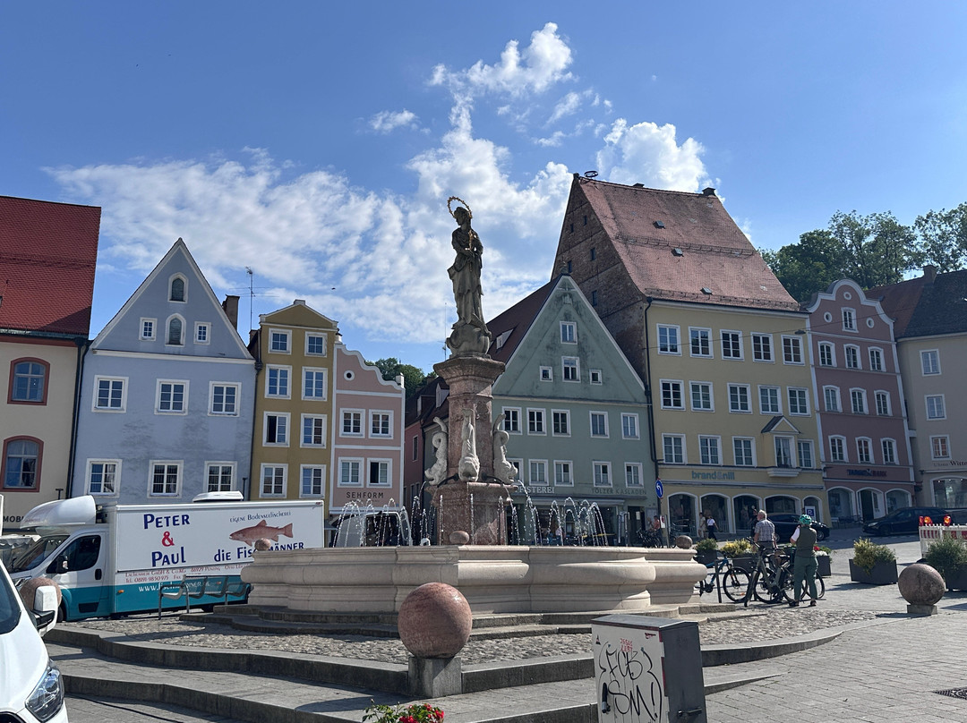 Hauptplatz-莱希河畔兰茨贝格必去景点