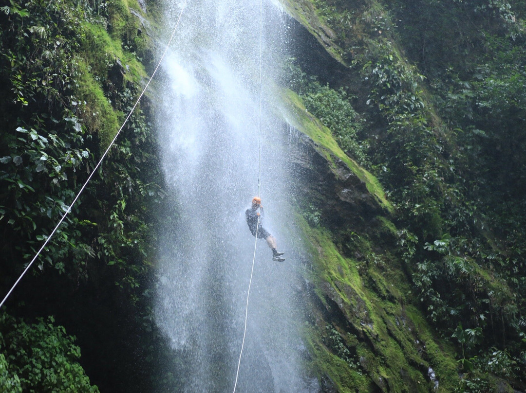 Canyoning Costa Rica Maquique Adventure-圣拉蒙必去景点