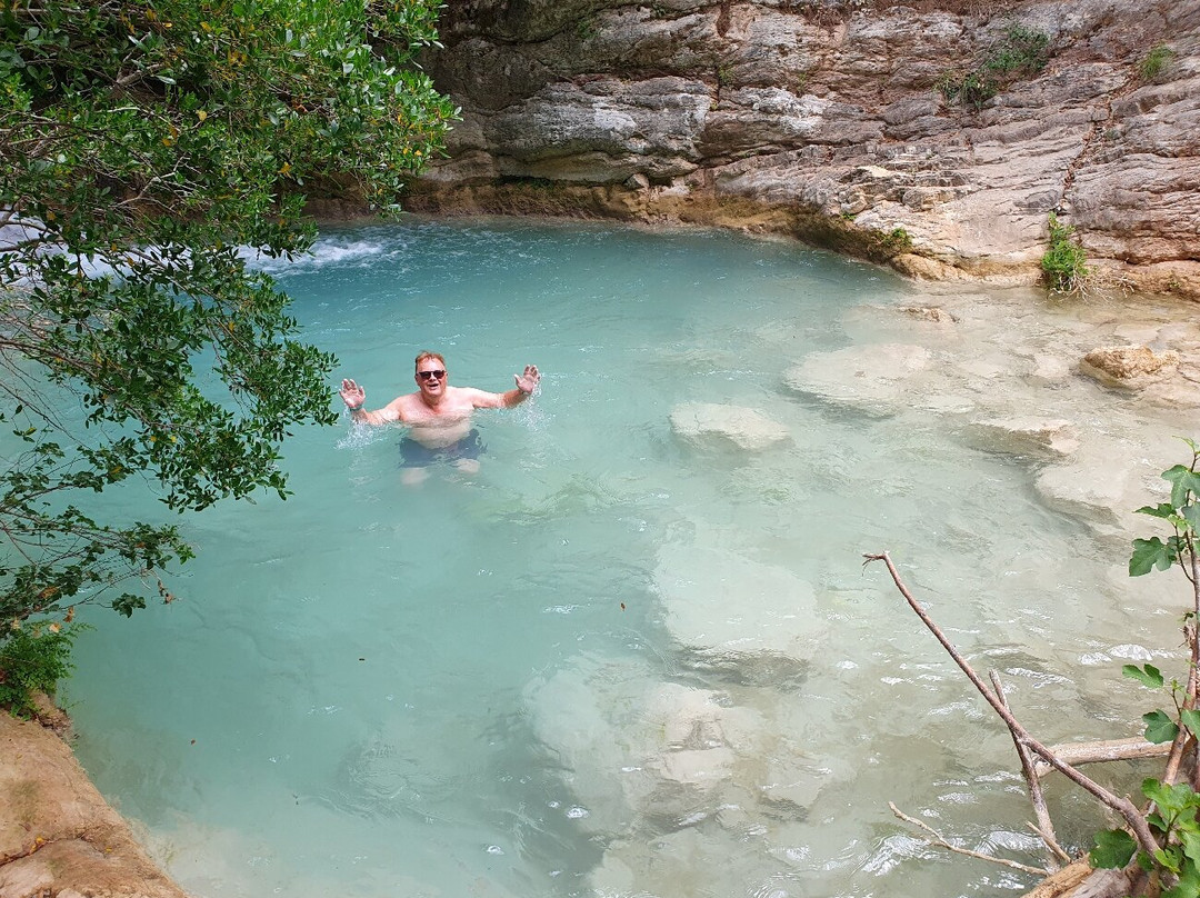 Neda Waterfalls-Stomio必去景点