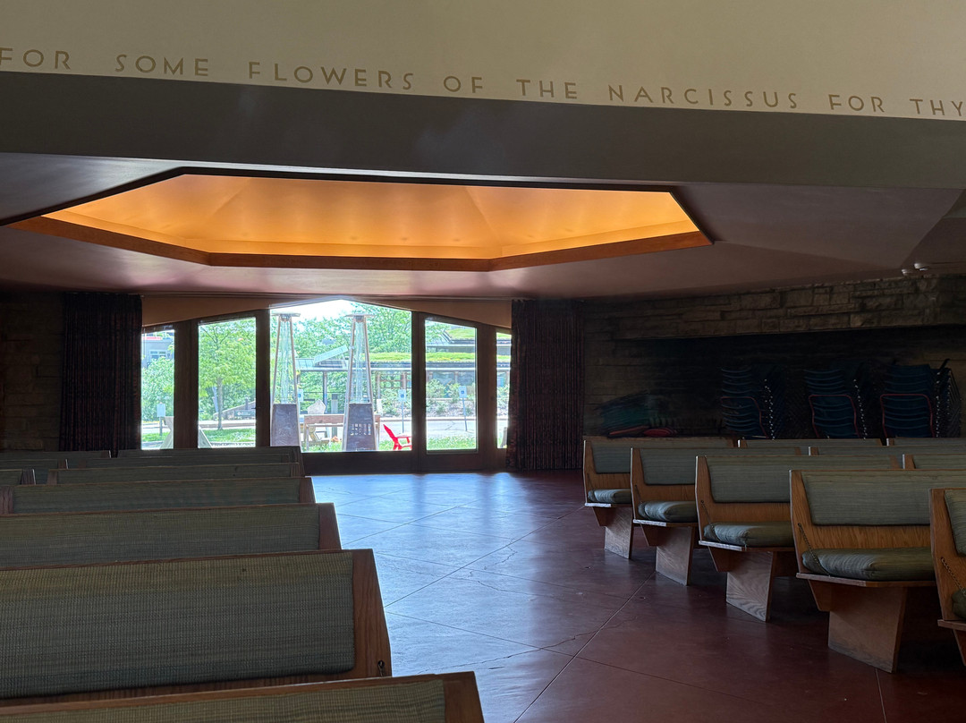 Frank Lloyd Wright's Unitarian Meeting House-麦迪逊必去景点