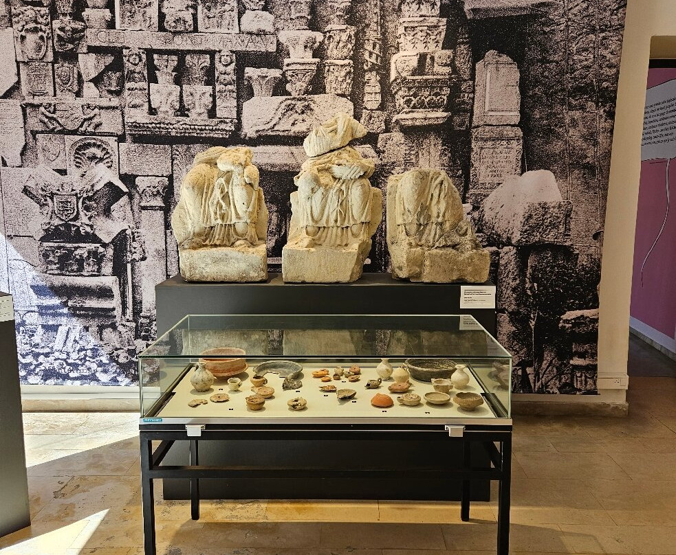 Musée d'art et d'histoire-Orange必去景点