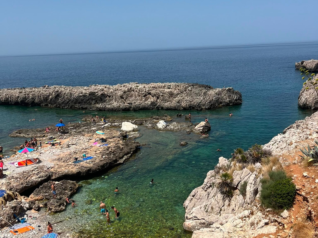 Spiaggia di Isulidda-Macari必去景点
