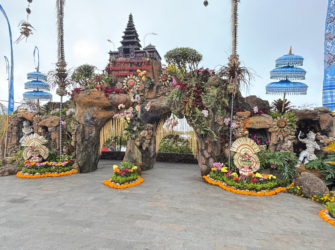 Ulun Danu Beratan Temple-Bedugul必去景点