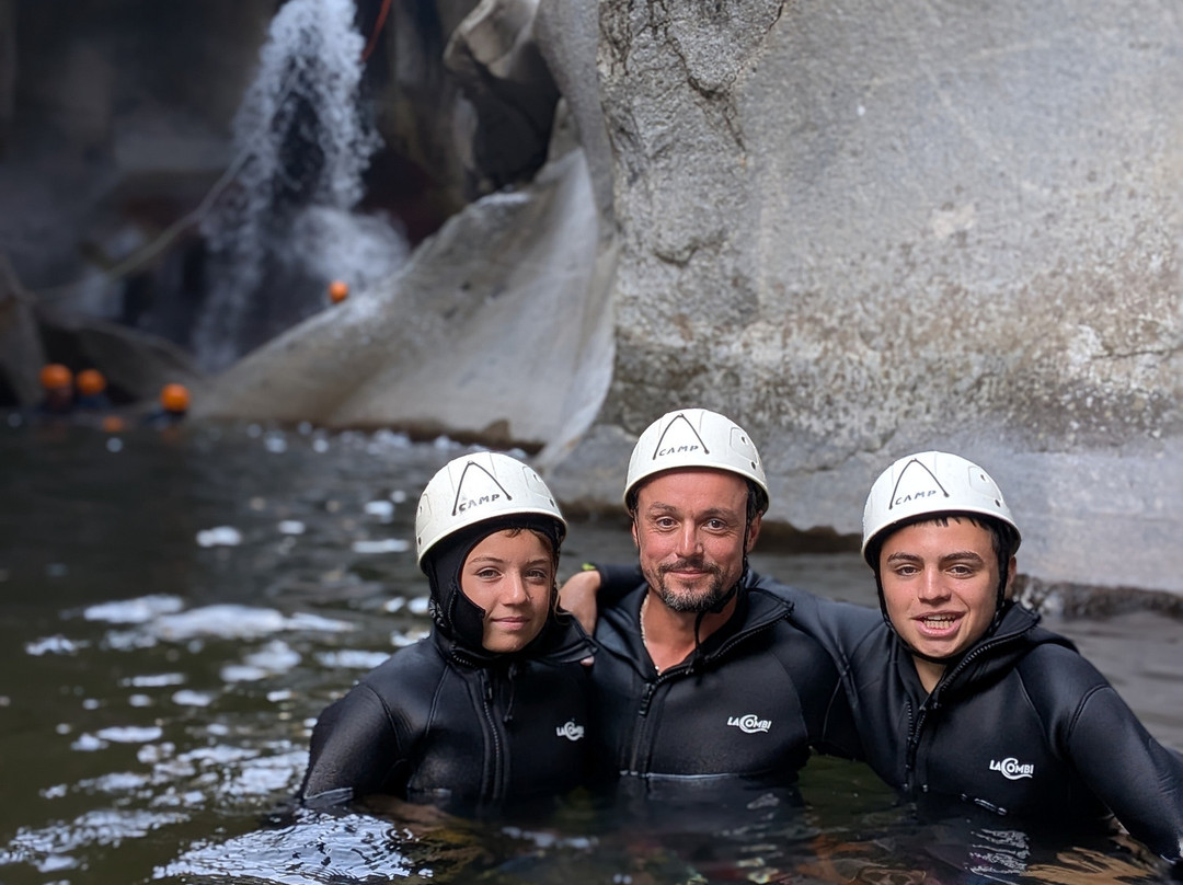 Pyrenees Canyoning by Max & Lola-Leucate必去景点