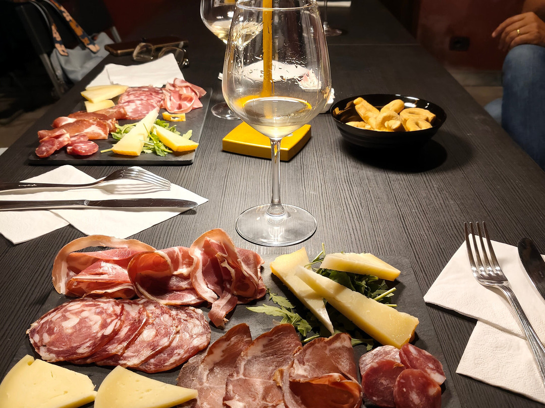Carbone Vini-Melfi必去景点