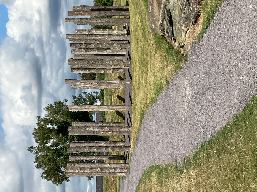 Newgrange-Donore必去景点