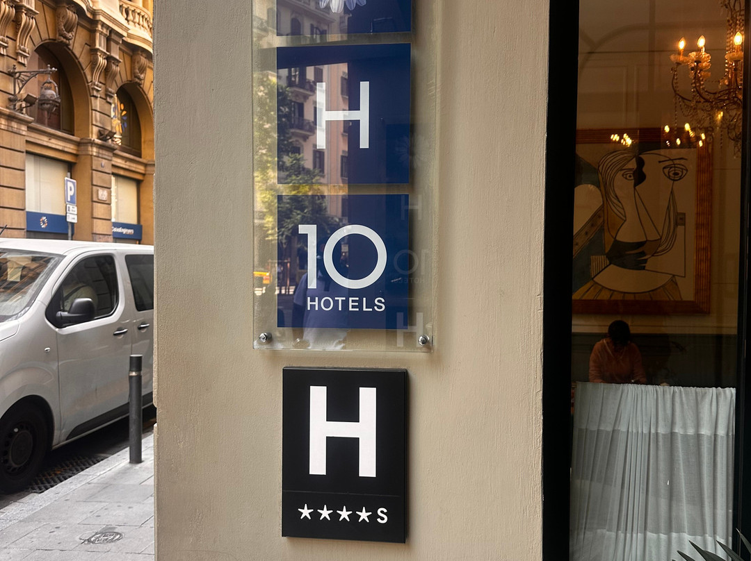 巴塞罗那H10麦迪逊超四星酒店主图