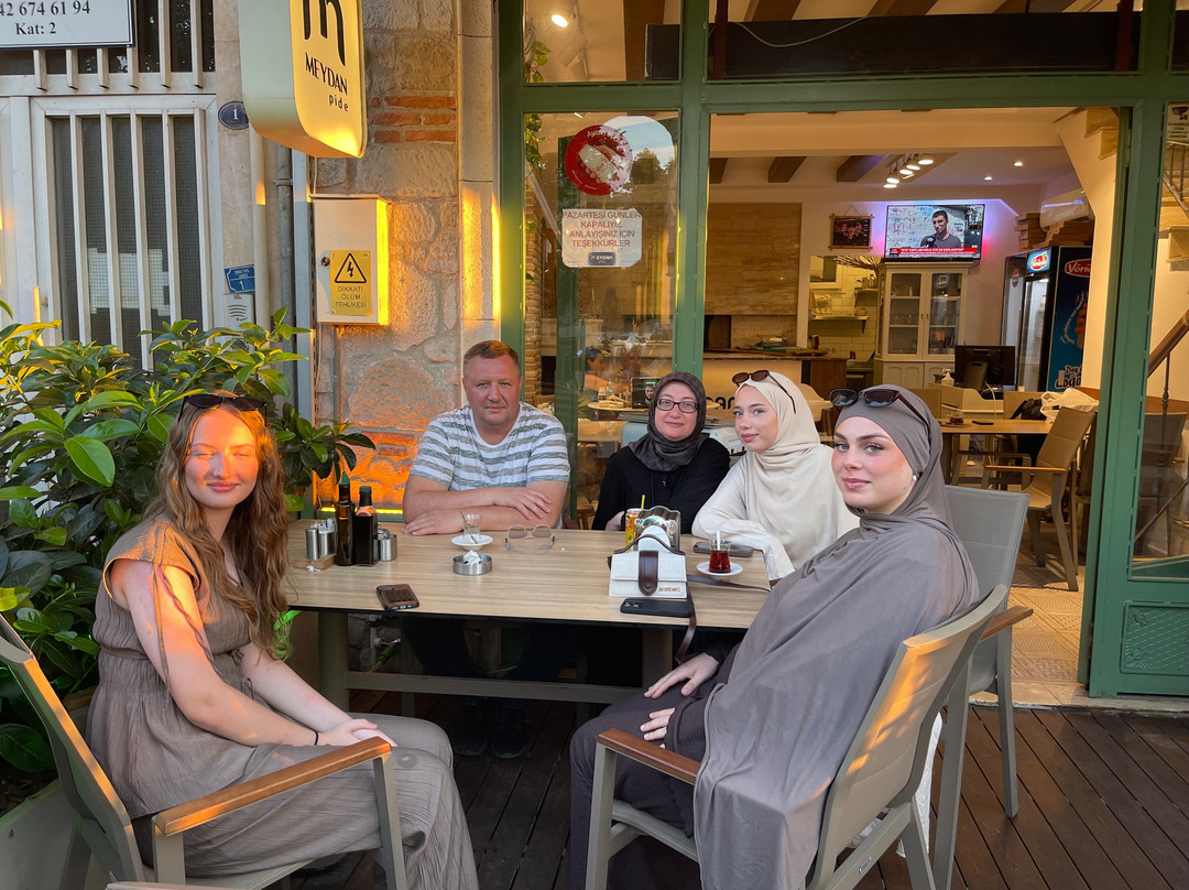 Meydan Pide
