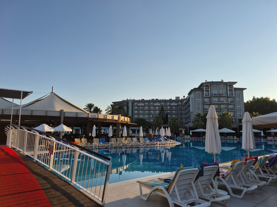 苏尼斯艾丽塔海滩SPA度假酒店主图