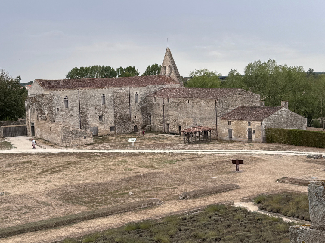 Abbaye de Maillezais-Maillezais必去景点