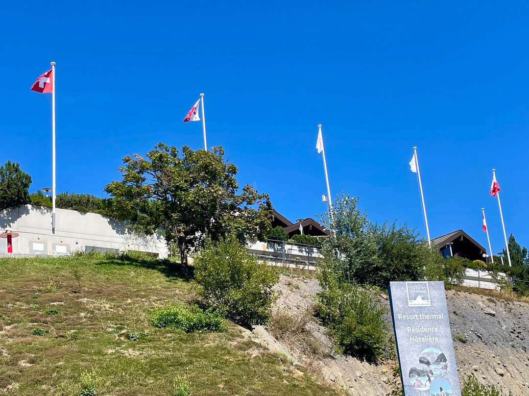奥瓦伦纳茨浴场酒店主图