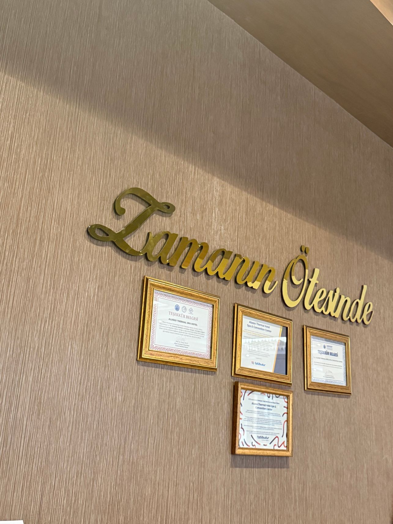 Alusso Thermal Hotel & Spa 阿鲁索温泉酒店及水疗中心-旅行者