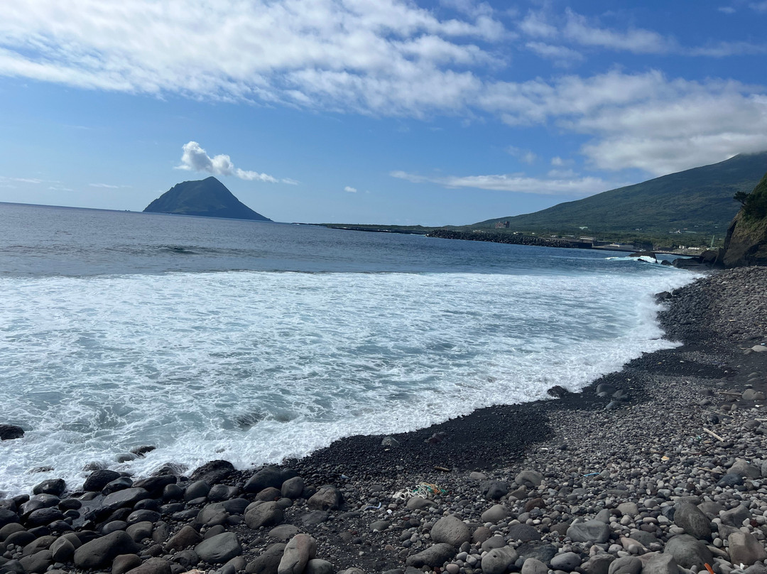 Yokoma Beach-八丈岛必去景点