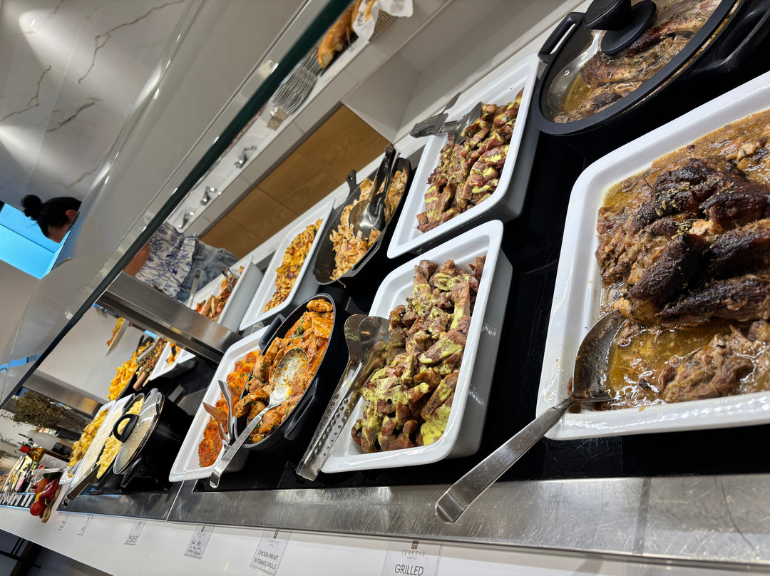 特丽莎酒店主图
