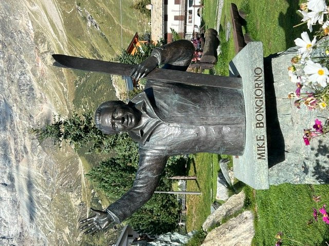 Centro Storico Breuil-Cervinia-布勒伊切尔维尼亚必去景点