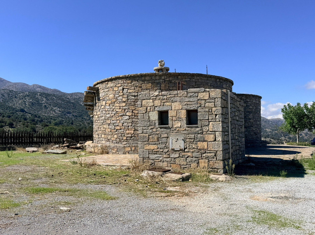 The Shepherds Shelter-Milopotamos必去景点