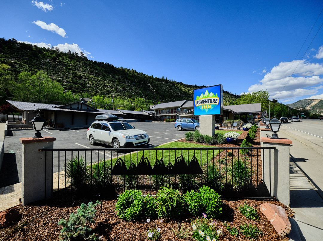 Adventure Inn Durango主图