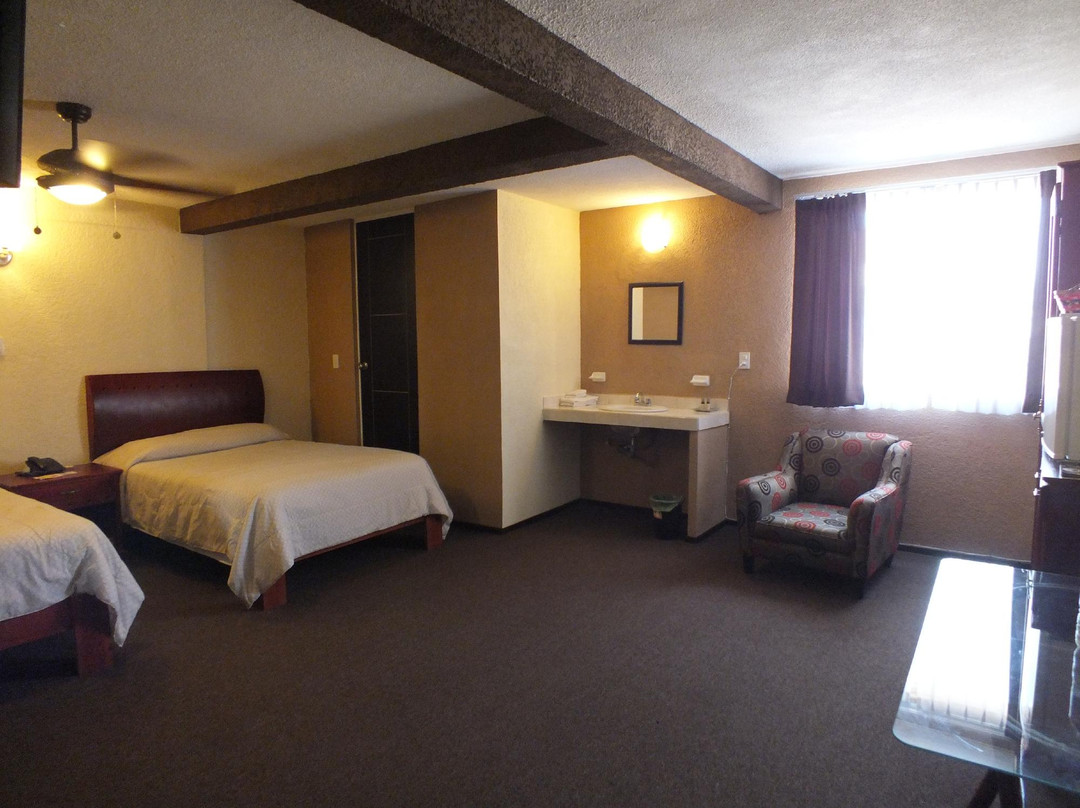 Hotel Rincon Real Suites