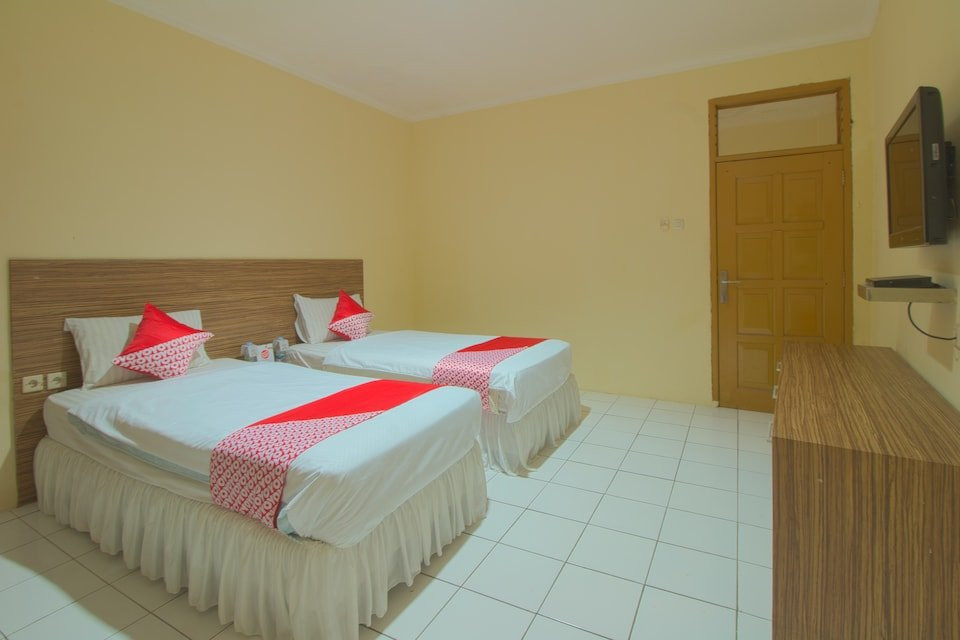 OYO 688 Grand Pakidulan Hotel