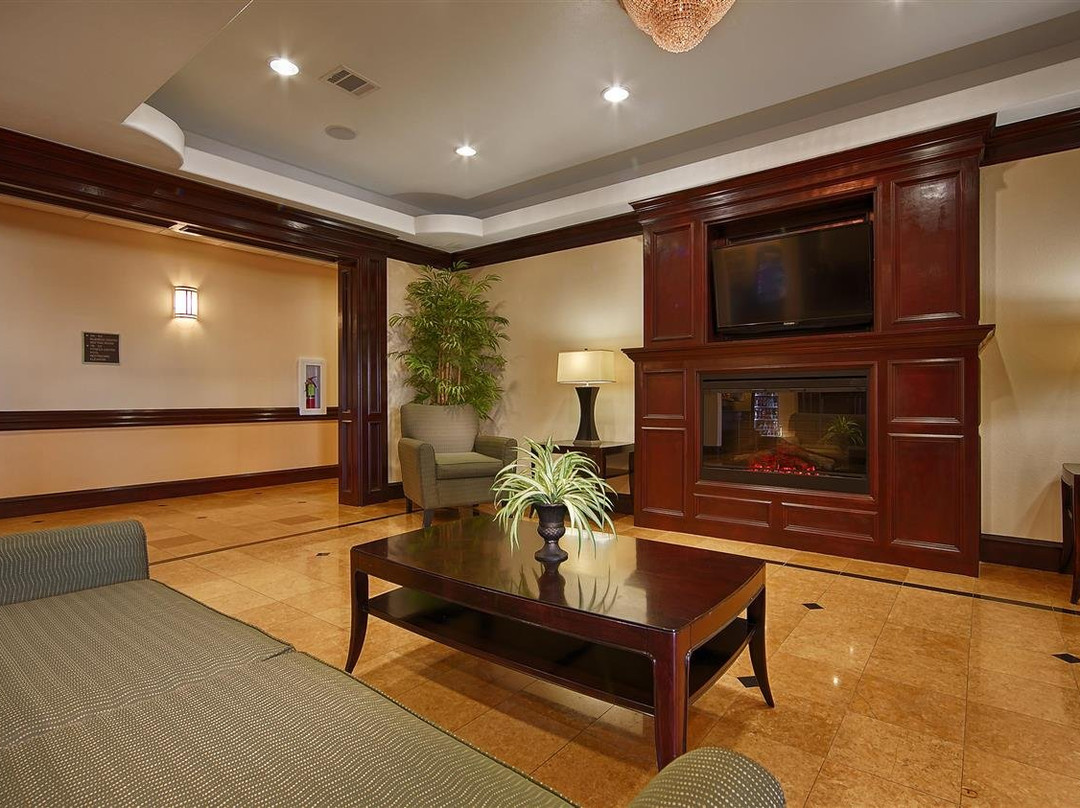 Best Western Plus Manvel Inn & Suites主图