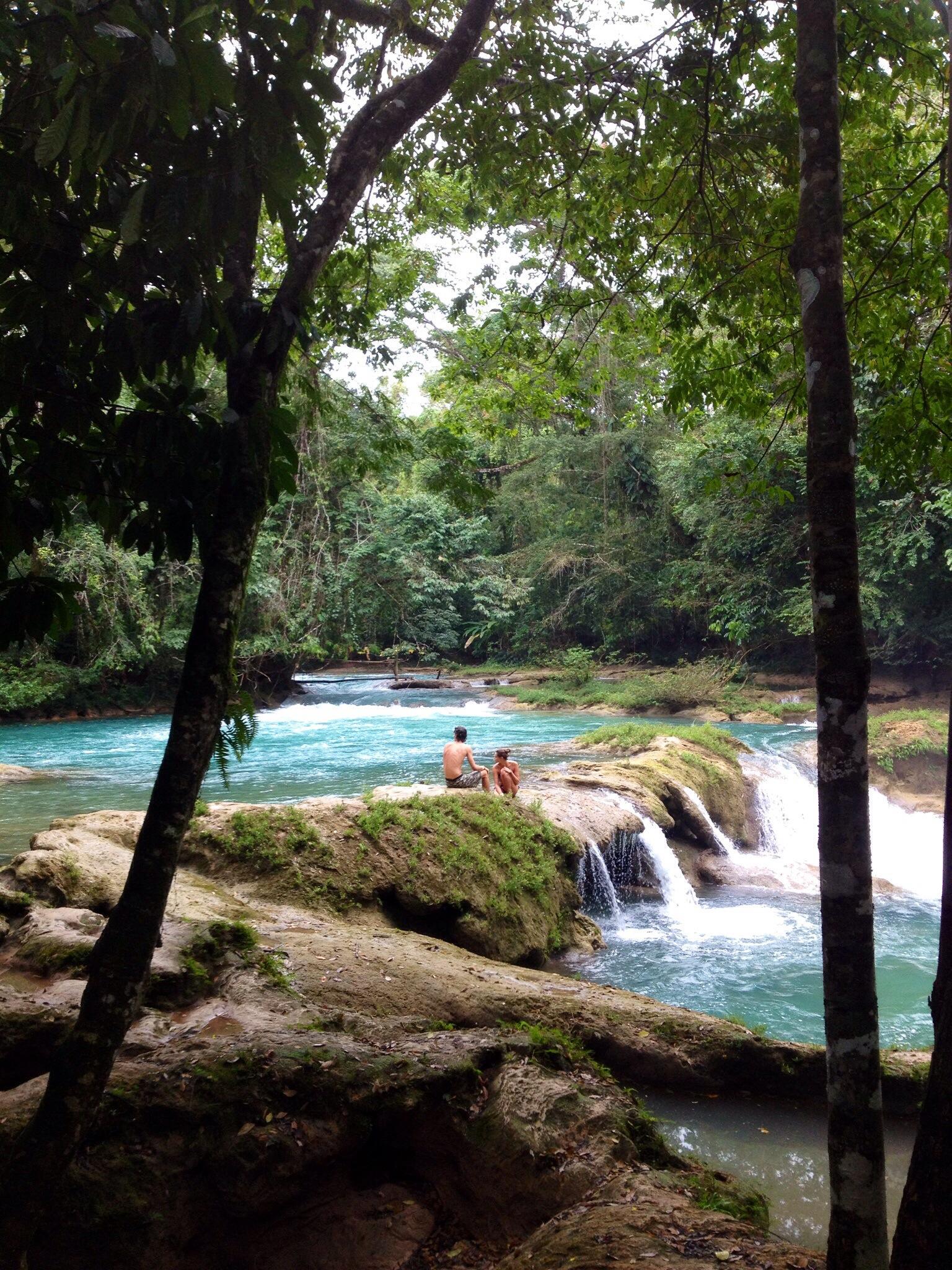 Agua Azul Ocosingo-客卧