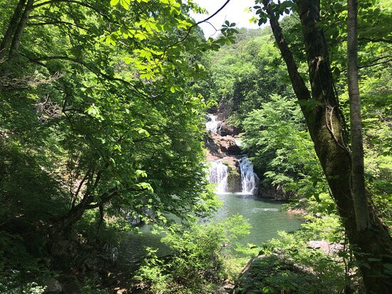 Mitsudaki Falls景点图片
