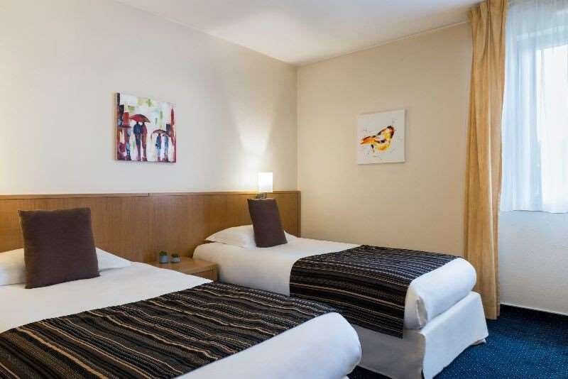Greet Montbéliard Hotel主图