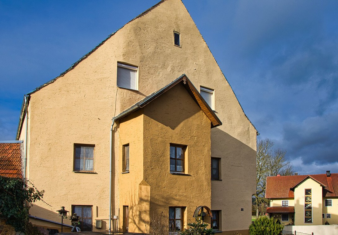 Neues Schloss Wetterfeld-Roding必去景点