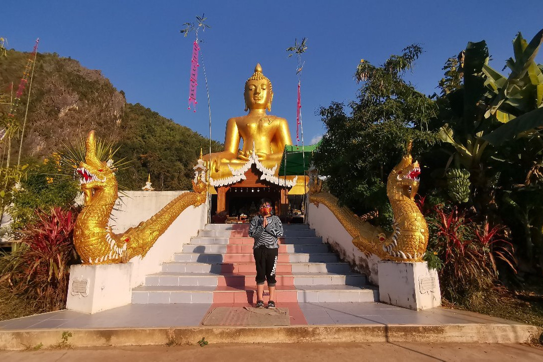 Wat Na Khu Ha景点图片