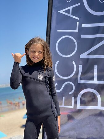 Escola de Surf de Peniche-佩尼切必去景点