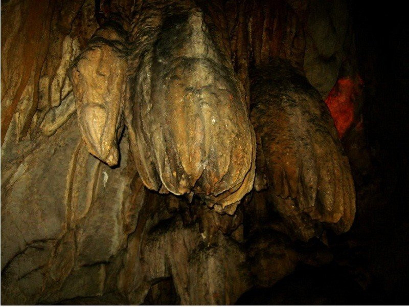 Tu Thuc Cave景点图片