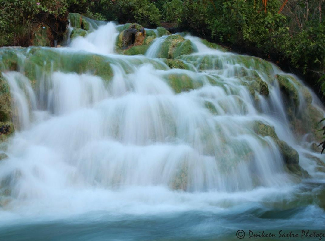 Mengeruda Hot Spring景点图片