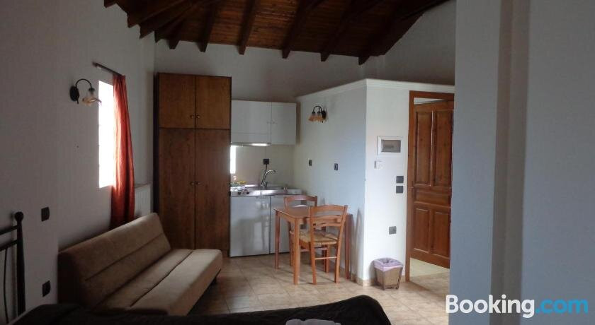 Alonaki Guesthouse主图