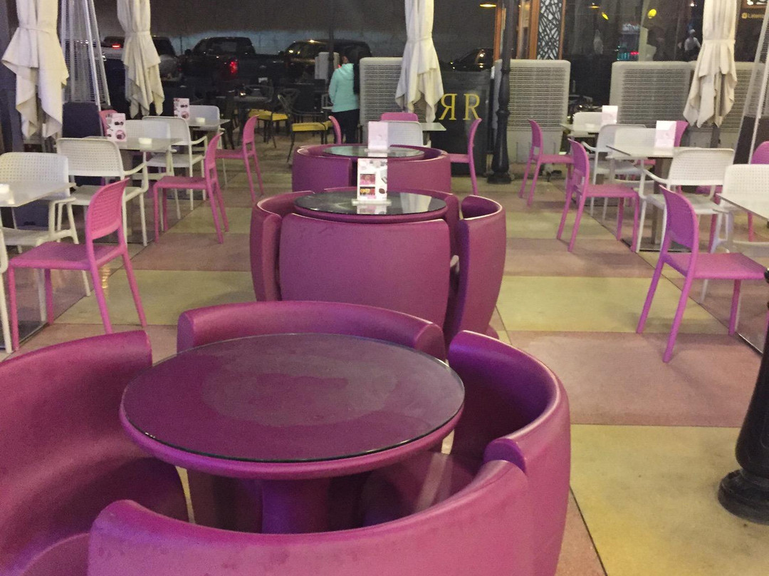 Ahmadi餐馆和美食-Hello Kitty Restaurant Cafe