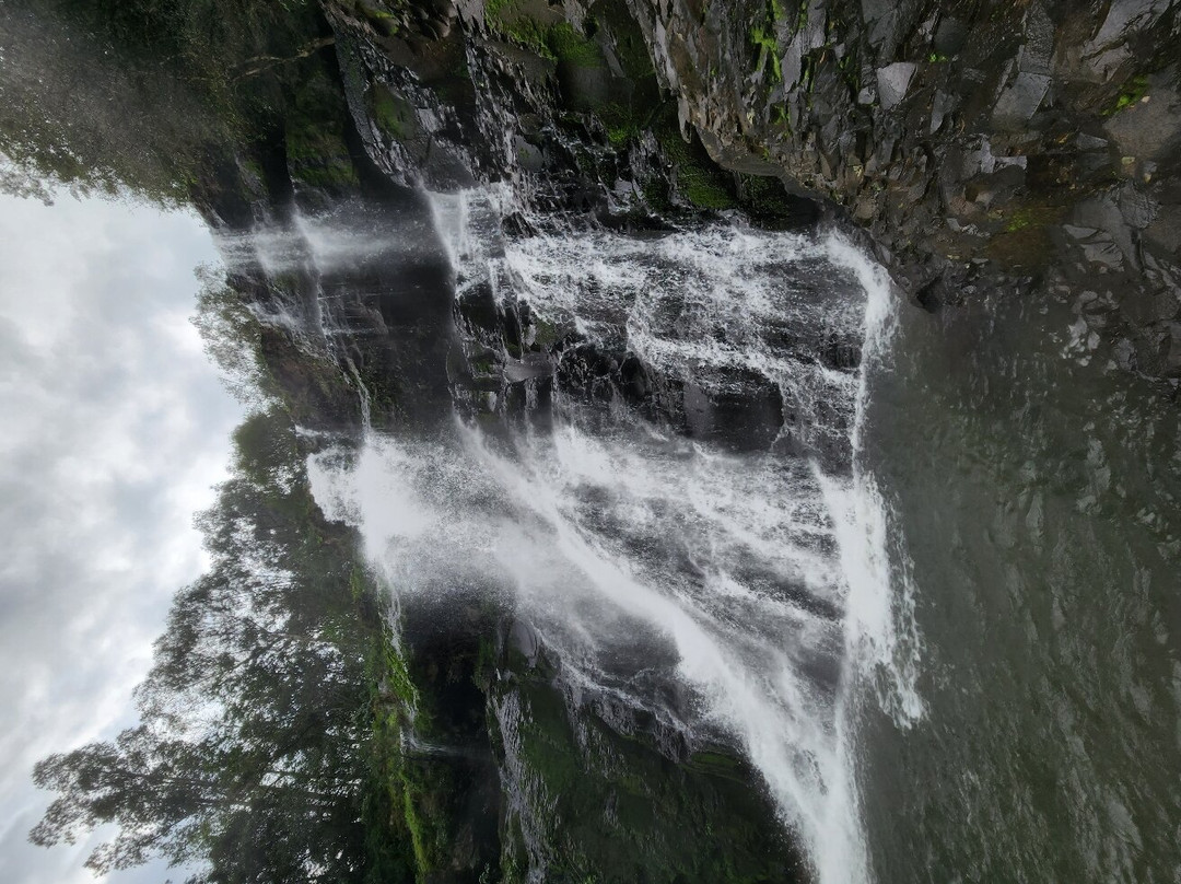 Cascata da Lage景点图片