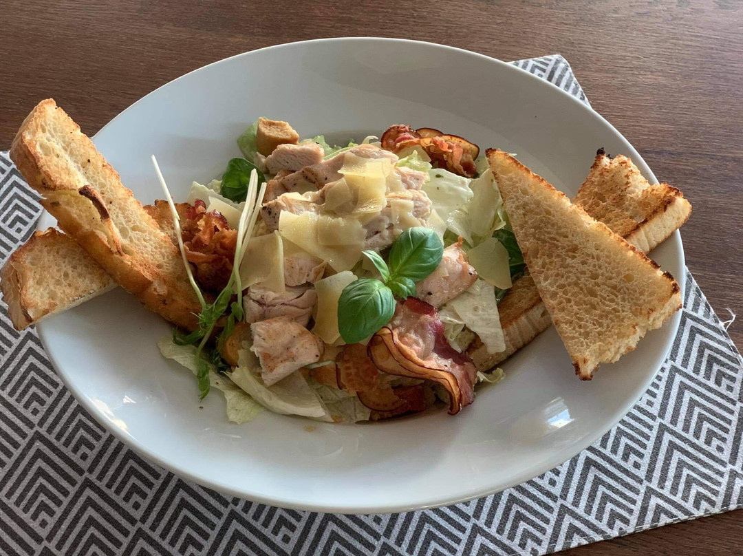 Podturen餐馆和美食-MaMi Style Pizza & Restaurant Podturen