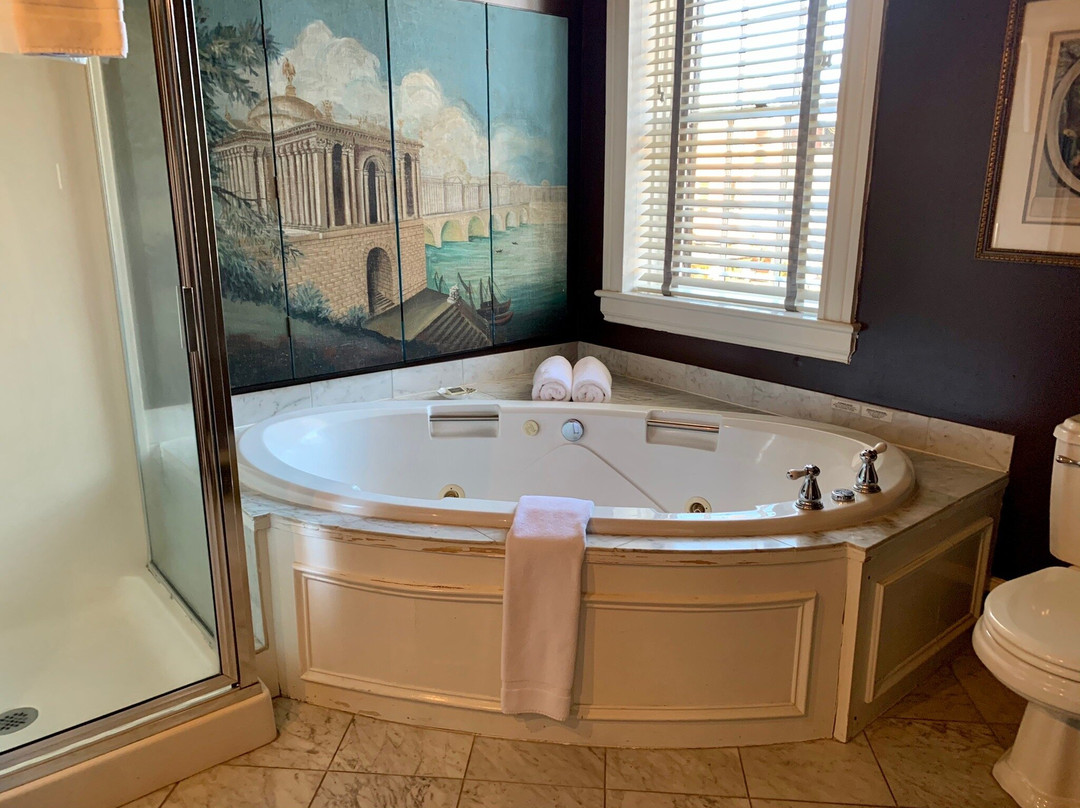 The Inn at Court Square主图