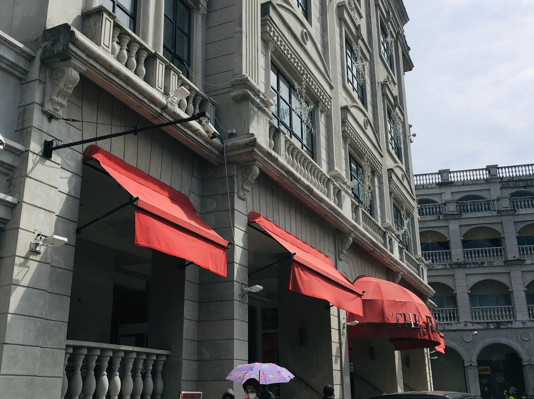The Plaza Hotel Balanga City主图