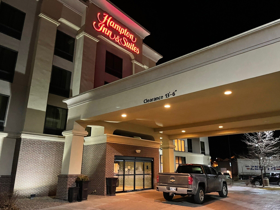 普韦布洛/北希尔顿恒庭旅馆及套房酒店主图