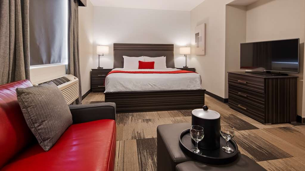 Best Western Plus Airport Inn & Suites主图