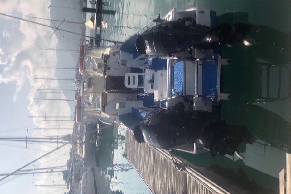 All day charter-伊甸岛必去景点