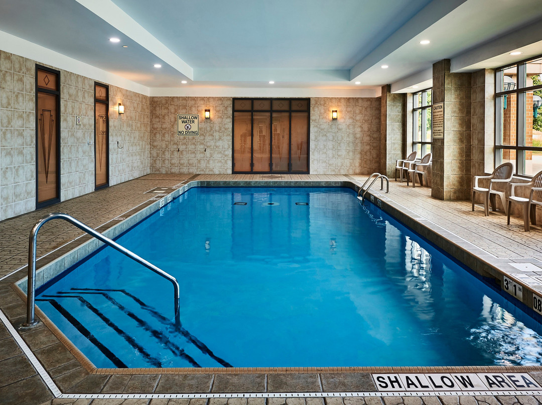 Holiday Inn & Suites Oakville @ Bronte By IHG主图