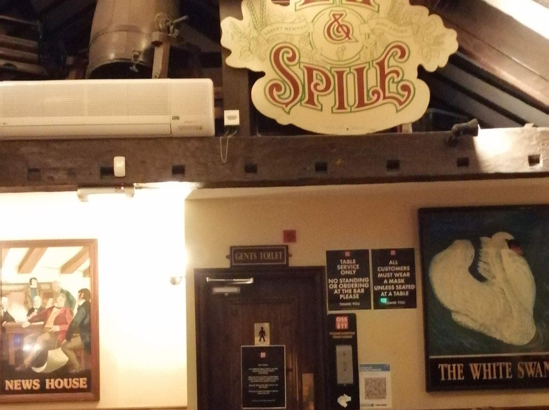 Fernandes Brewery Tap & Bier Keller-韦克菲尔德必去景点