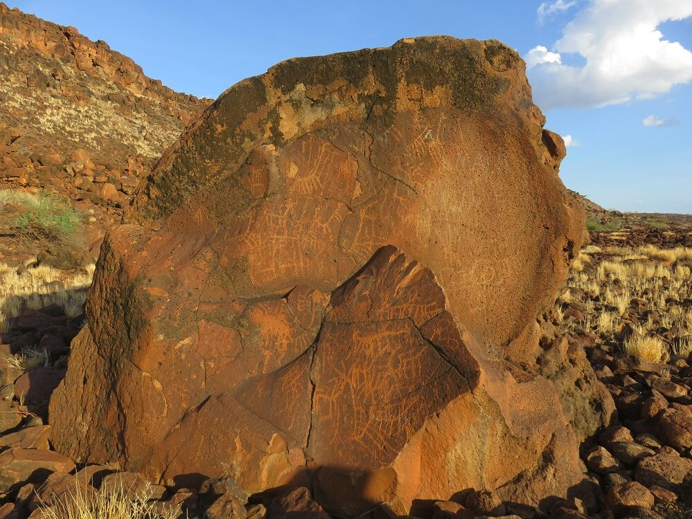 Marti Rock Art景点图片