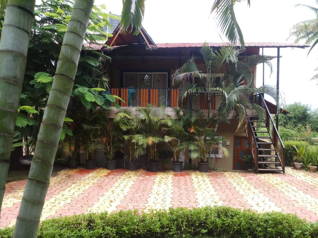 V Resorts Anandvan Wai主图