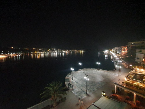 帕里瑞亚酒店主图