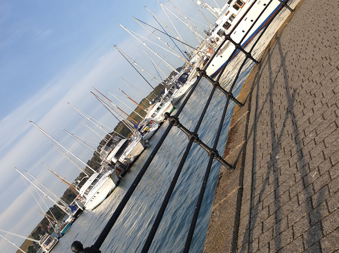 Falmouth Seafront Promenade-法尔茅斯必去景点
