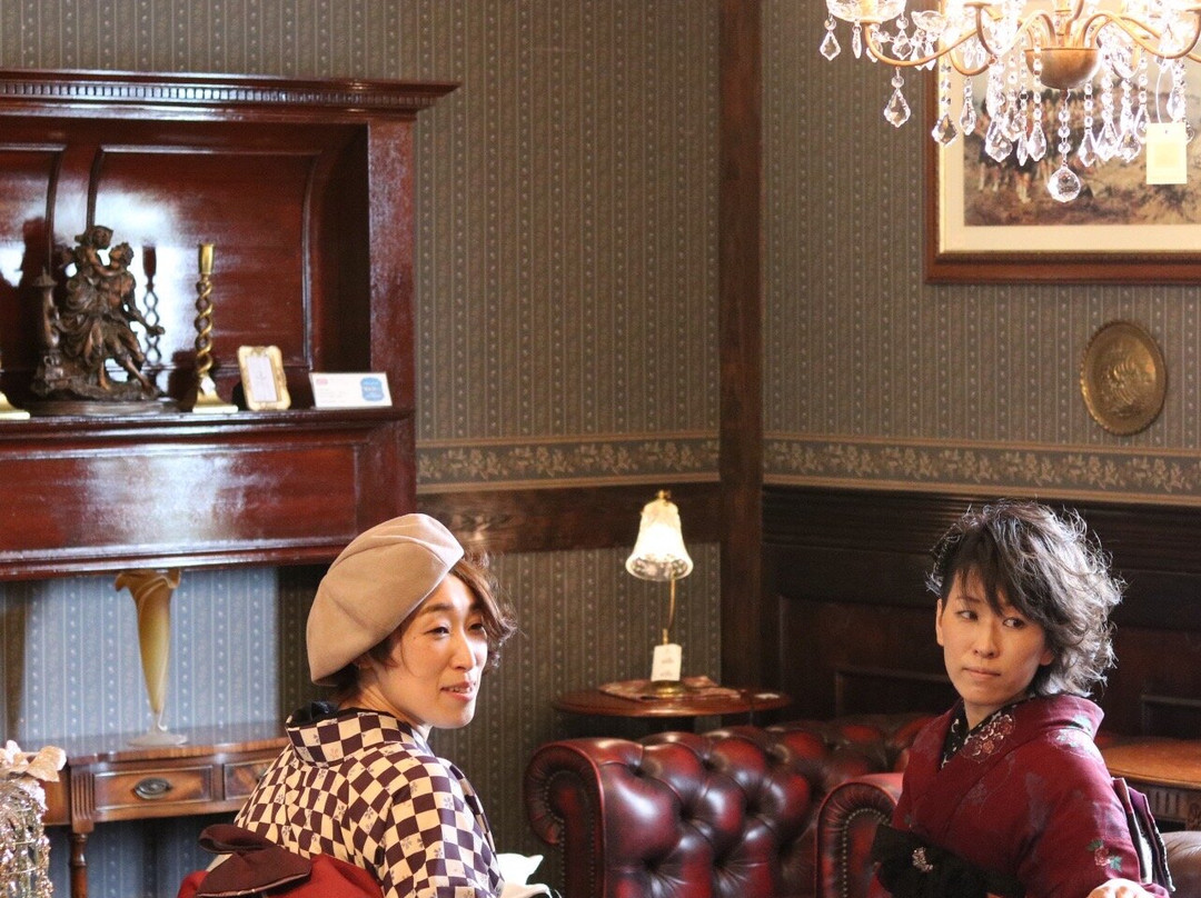 カワノホトリカフェ