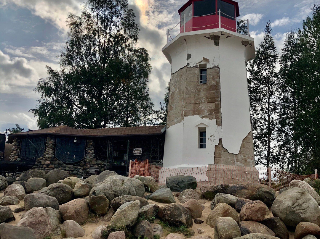 Osinovetskiy Lighthouse景点图片