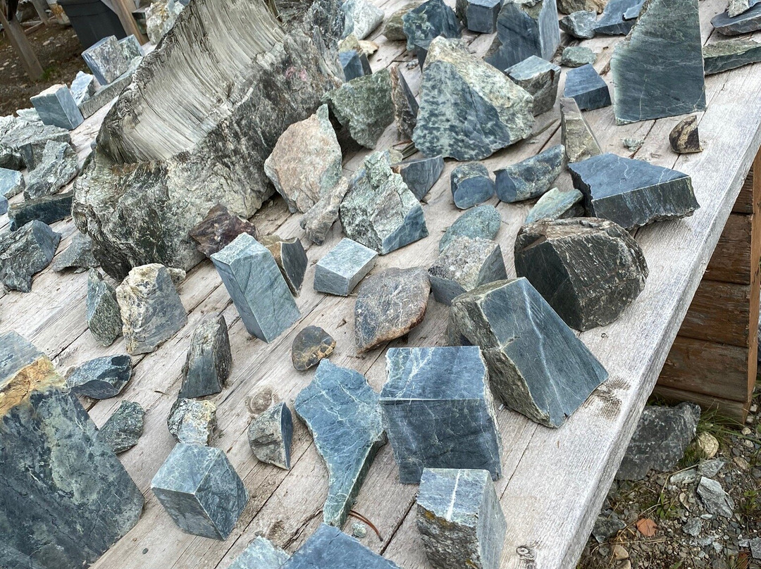 Jade City-Dease Lake必去景点